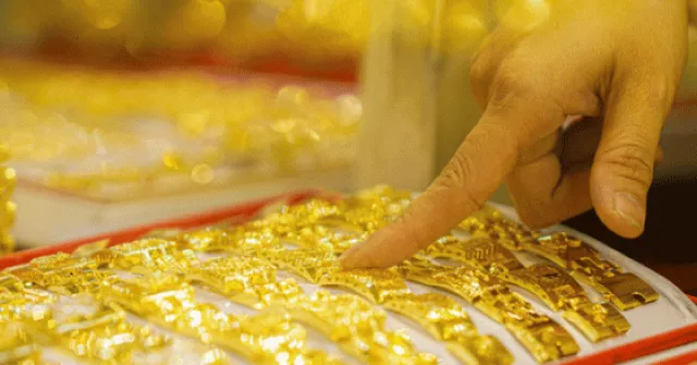 Giá vàng ngày 17/10/2024: Trung Đông và Triều Tiên căng thẳng, vàng gần đạt kỷ lục
