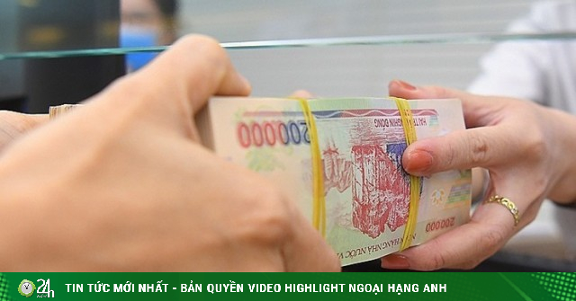 Tiết kiệm 100 triệu đồng trong tháng 10 nhận bao nhiêu tiền lãi?