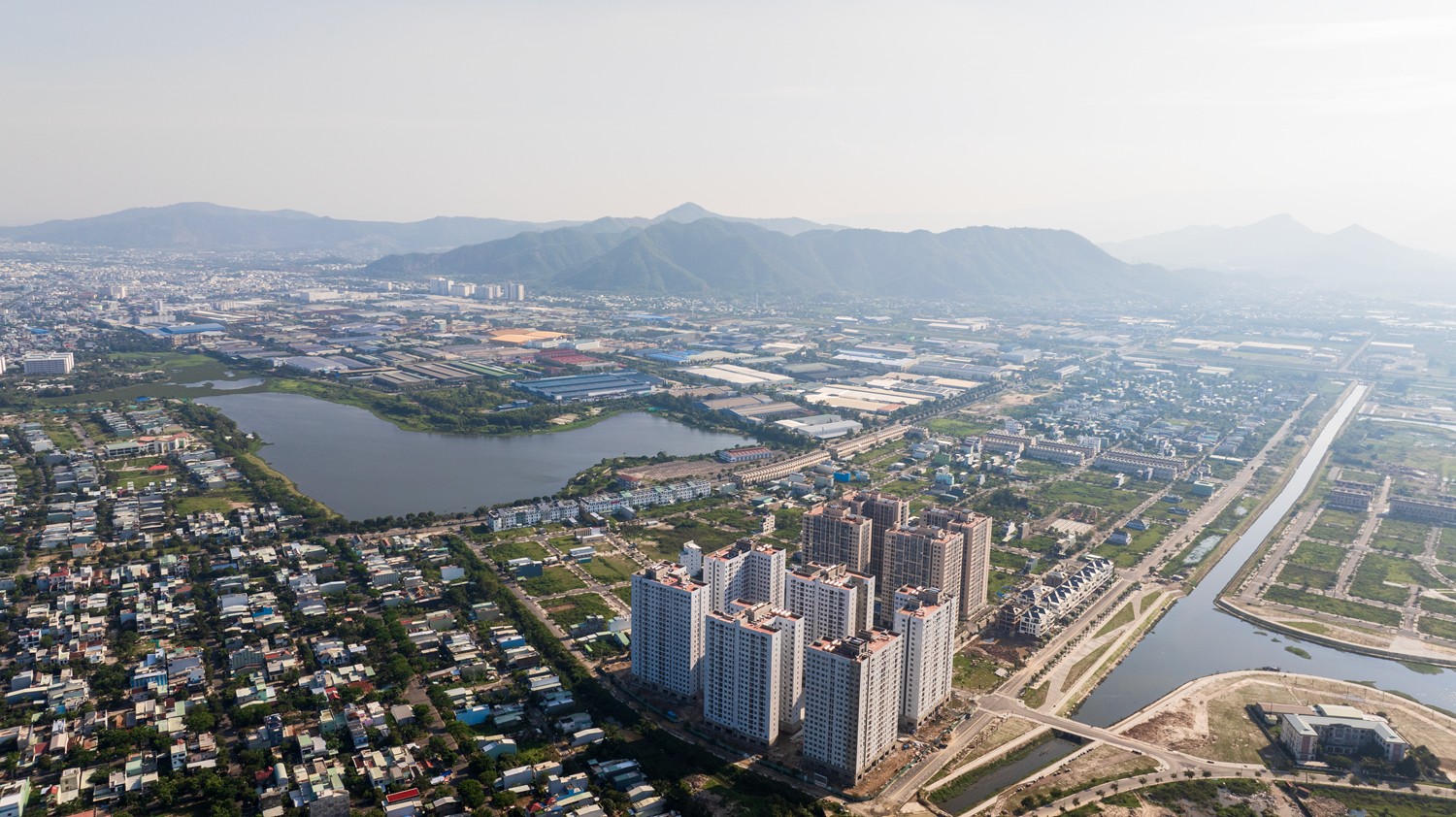 Trong tương lai, khi các dự án hạ tầng ngày càng hoàn thiện, giá trị bất động sản tại Liên Chiểu sẽ còn có những đợt tăng trưởng mới. Ảnh: Anh Vũ.