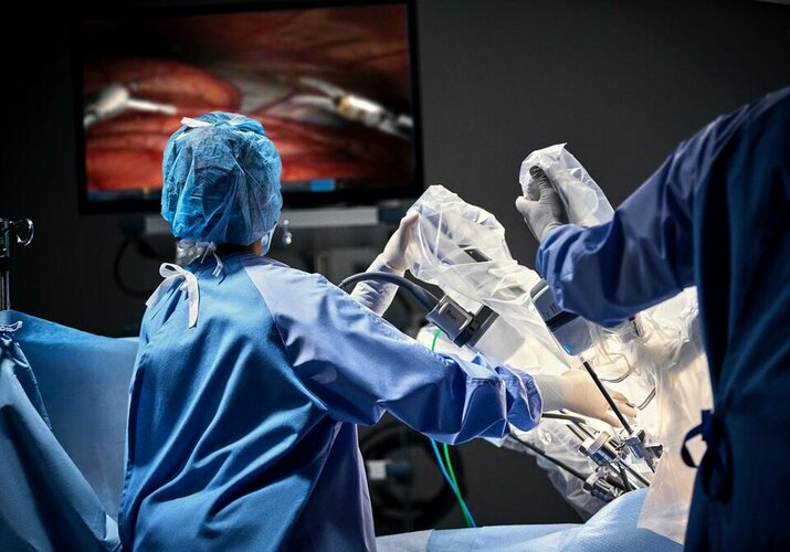 tlas-brightspots3amazonawscom2fd52f692f4b7dbdbd4803bb3d10171e5dd2052fthe-da-vinci-surgical-sys...jpg