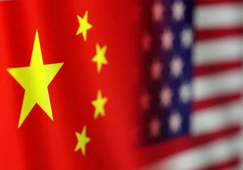 Trung Quốc lên tiếng sau khi ông Trump "dọa" tăng 10% thuế lên hàng hóa - 1