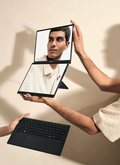 Zenbook DUO_UX8406CA_Scenario photo_04_ko lo go.jpg
