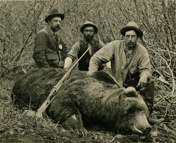1280px-biggameshootinginalaska28190429281456394126829-1738925103243-17389251035492040746698-17...jpg