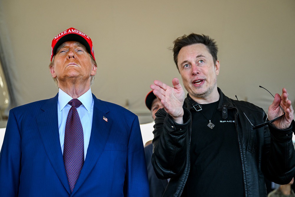 Elon Musk thực sự đang sở hữu khối tài sản bao nhiêu? - 1