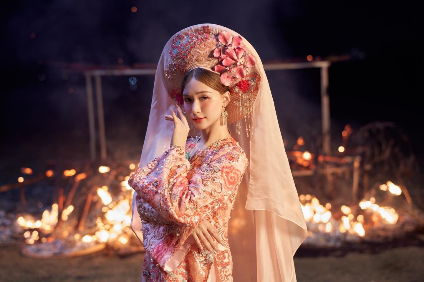 Hòa Minzy ngày càng nâng tầm vị thế.