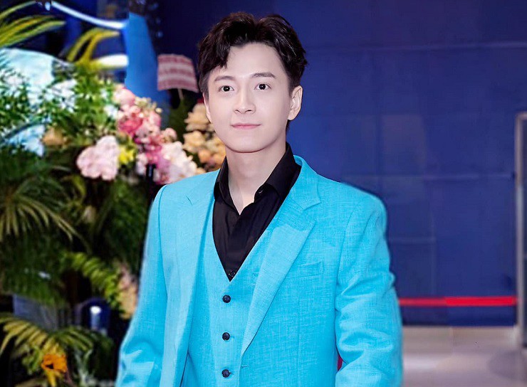 Ngô Kiến Huy đảm nhận vị trí CEO, Founder hàng loạt doanh nghiệp trên nhiều lĩnh vực, từ chuỗi cafe, phòng gym đến nha khoa.