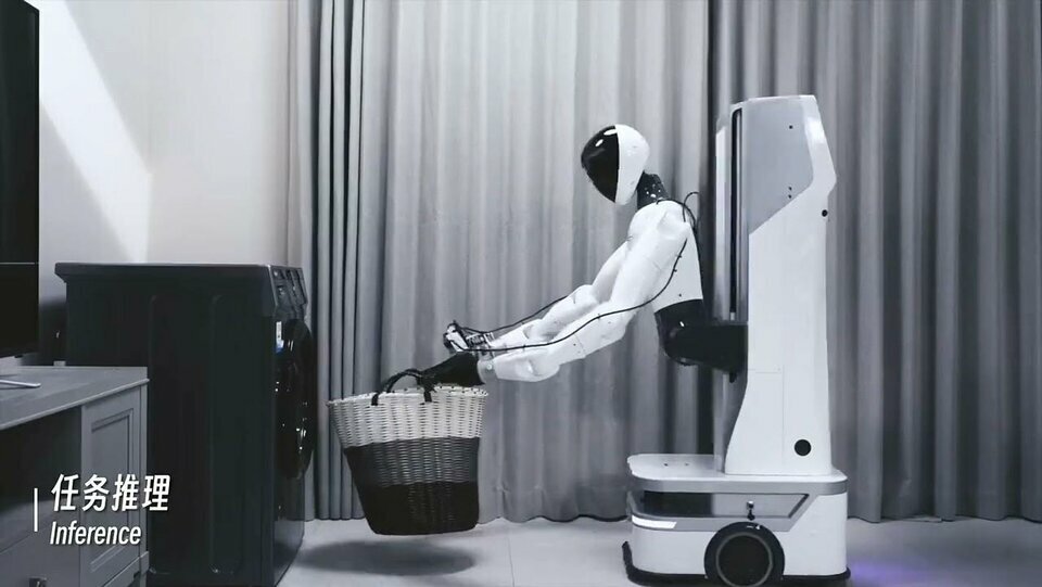robot-trung-quoc-khang-dinh-dang-cap-nau-bep-cam-hoa-thanh-than-Hinh-3_jpg_75.jpg
