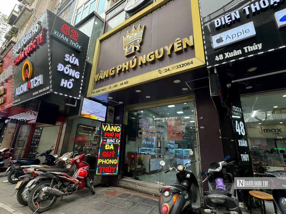 Giá vàng tại Vàng Phú Nguyên được giao dịch ở mức 98,4 - 100,5 triệu đồng/lượng.